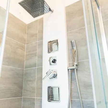 Guest House San Pietro Reggio Emilia Exterior photo